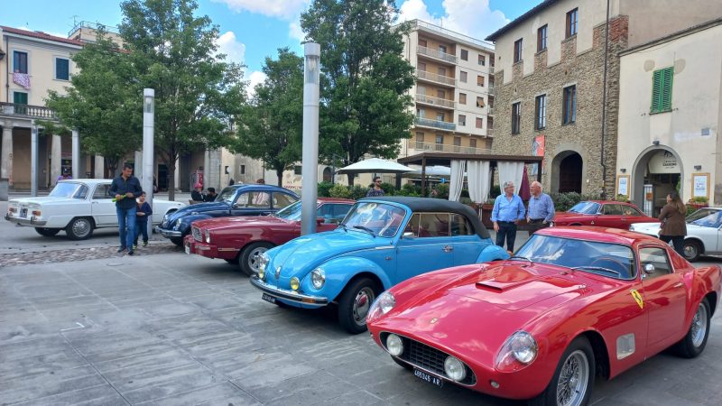 Montevarchi Auto d’epoca tra le belezze del centro storico